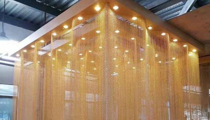 Metal Decorative Mesh Curtains: The Dazzling Dance of Nature