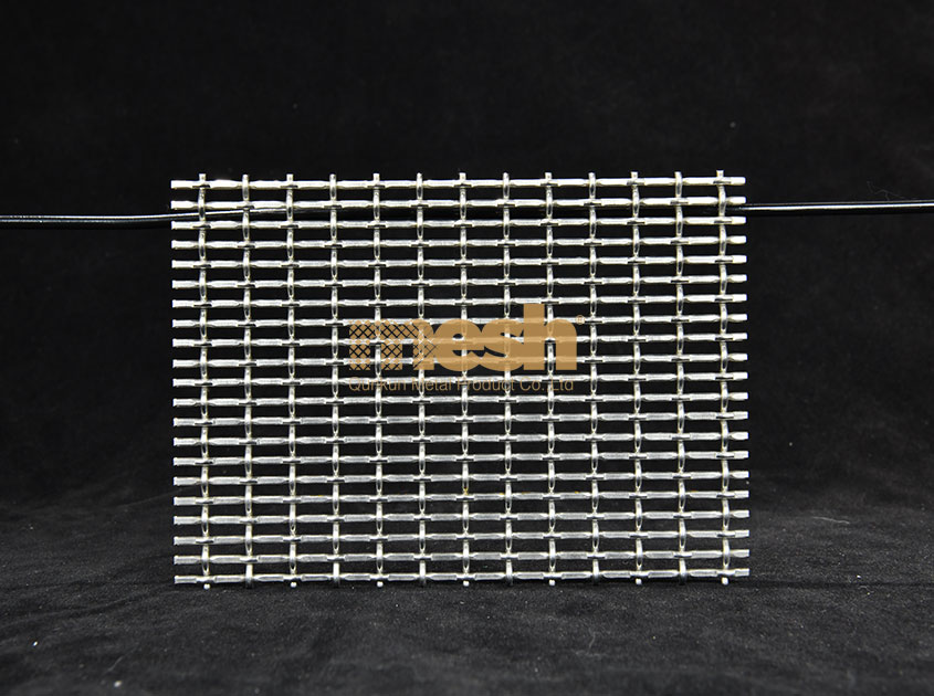 Reinforcement and Fixation of Architectural Woven Mesh: Ensuring Long-Term Stability of the Fence