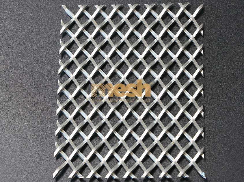 The Filtration Effect of Crimped Woven Mesh in Petrochemical Industry: Precise Screening