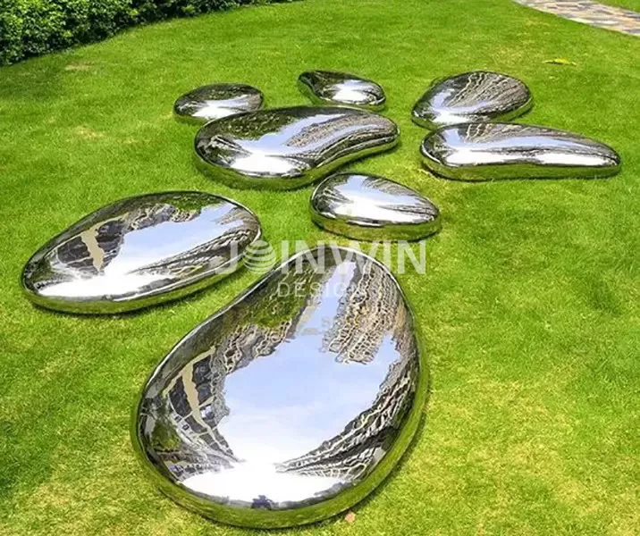 garden landscape sculpture